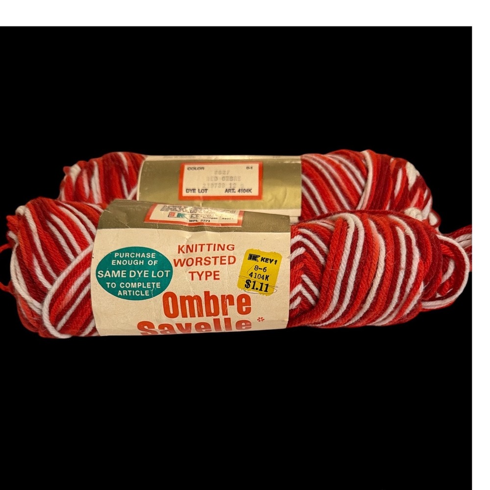 Vintage Ombre Sayelle Red Ombre Knitting Yarn Worsted 2 Skeins Dye Lot 4104K